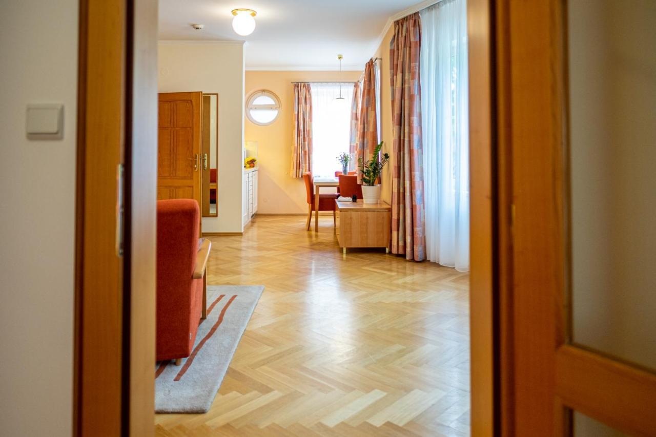 Villa Marion Luhačovice Eksteriør bilde